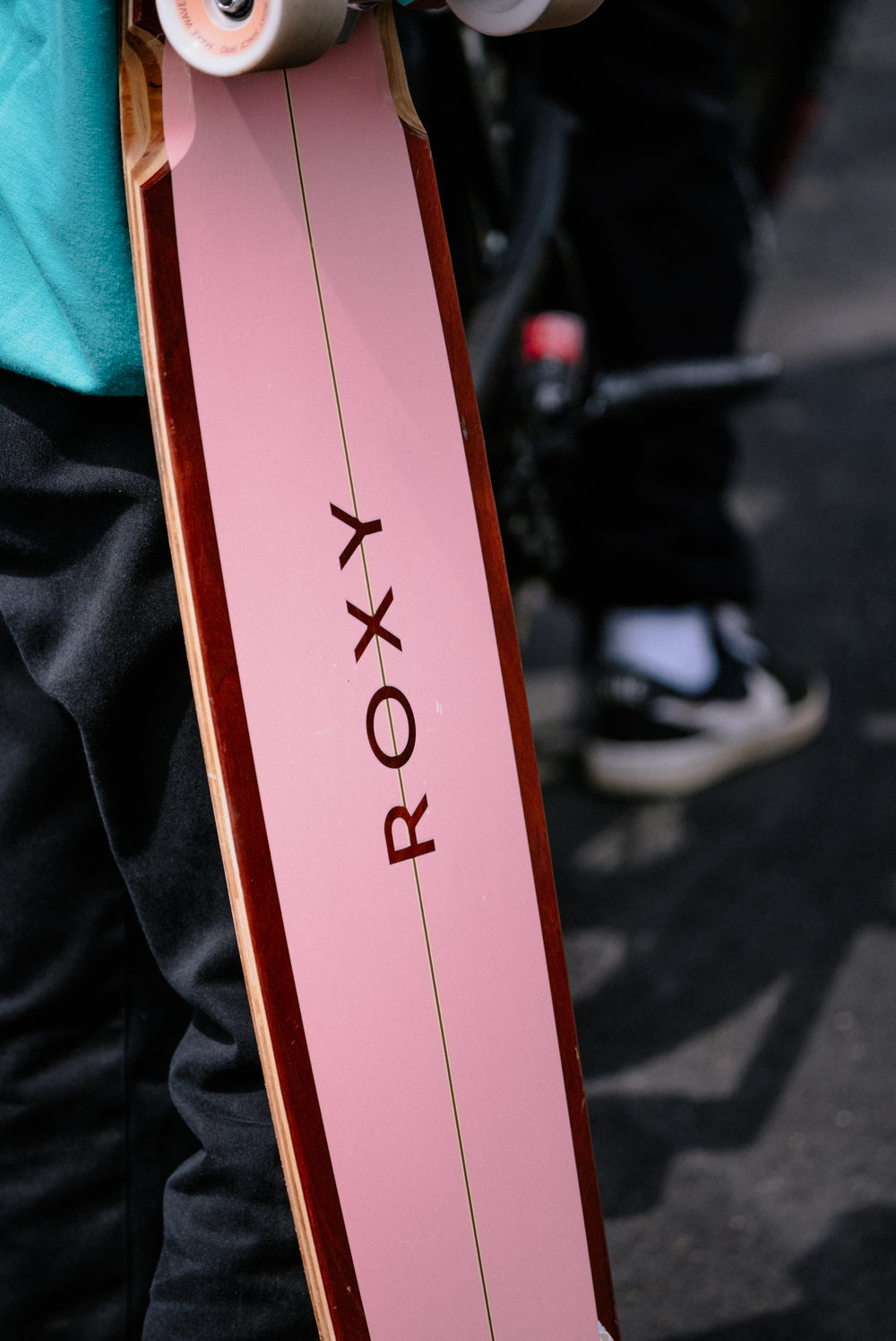 Roxy Log Longboard Skateboard - Summer vibes